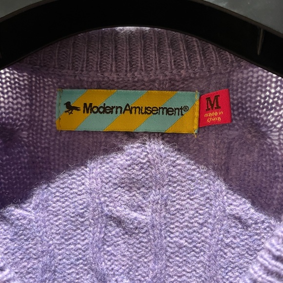 V neck 100% soft wool sweater - Picture 3 of 4